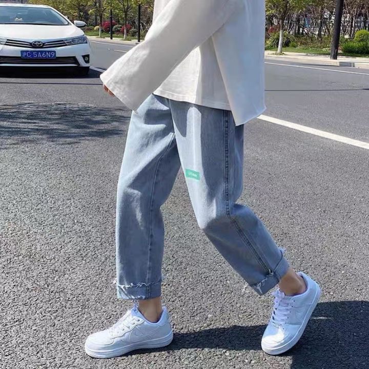 jogger-jeans-กางเกงขาจั้มชายสีบลูฟอกซีด-ยีนส์ผู้ชาย-เอวยาง-มีเชือกผ้ายืดกางเกงยีนผู้ชาย-สไตล์เกาหลี-กางเกงยีนส์ผู้ชายสีทึบ-กางเกงยีนส์ย้อนยุคฤดู