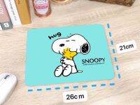 แผ่นรองเม้าส์เกมมิ่ง  กันลื่น Snoopy Peanuts งานเย็บขอบอย่างดี   ขนาด 21×26 cm มีทั้งหมด 7 ลาย