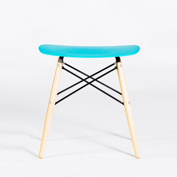 modernform-เก้าอี้อเนกประสงค์-เก้าอี้สัมมนา-พลาสติกขาไม้สีน้ำเงิน-รุ่น-pw027