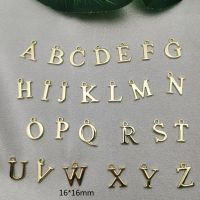 {LTATA temperament}10ชิ้น26ตัวอักษรภาษาอังกฤษการเก็บรักษาสีจี้ตัวอักษรเสน่ห์พอดีแฟชั่นต่างหูเครื่องประดับ DIY ทำอุปกรณ์เสริมโลหะสีทอง