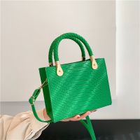 [COD] Shangxin womens bag 2022 Korean version of net red foreign style with crocodile diagonal square