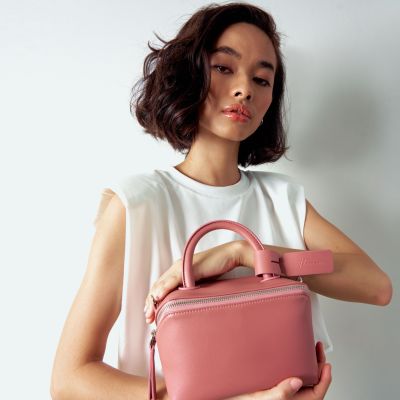 Cubic -กระเป๋าหนังเทียมทรงมีมิติ  สีชมพูกุหลาบ  French Rose THEOREM