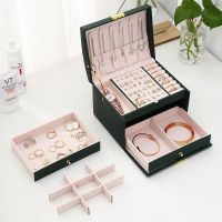 【hot】℡◘  Large Capacity Jewelry Boxes With Lock Leather Three Layers Organizer Necklace Earrings Rings Holder Storage