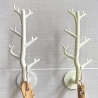 Branch Hook Nordic Japanese Wall Decor Key Holder Organier Storage Sticky Hooks Coat Rack Hanger Firm Home Decorative Hooks Picture Hangers Hooks