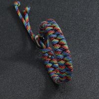 【ร้อน】แฟชั่นมือถักสร้อยข้อมือ Paracord บุรุษสตรีอยู่รอดกลางแจ้งสร้อยข้อมือสำหรับตั้งแคมป์ปรับสายรัดข้อมือเครื่องประดับ