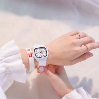 【Hot Sale】 Small fresh girl silicone square watch male and female ins high-value student party minority does the style simple forest system