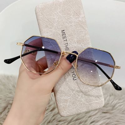 Luxury Metal Square Frame Sunglasses Men Women Retro Design Polygon Sun Glasses Punk Style Sun Mirror UV400 Shades Eyewear