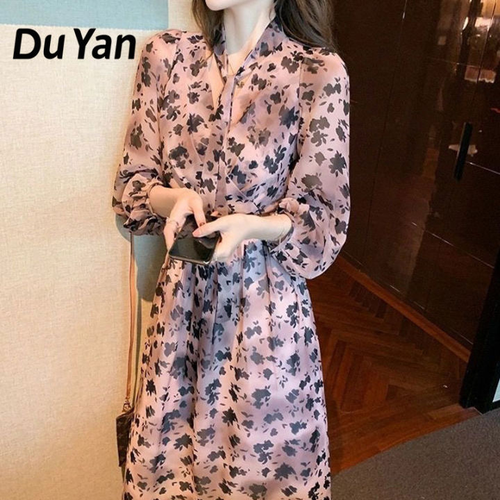 du-yan-ชุดเดรสสำหรับสตรี-ชุดกระโปรงยาวคอวีพิมพ์ลายเสือดาวสไตล์ฝรั่งเศสคอลเลคชั่นใหม่ฤดูใบไม้ร่วง
