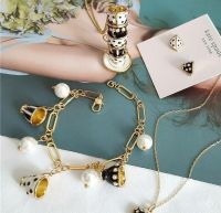 ของแท้!! พร้อมส่ง!! สร้อยข้อมือ Kate Spade Alice In Wonderland Teacup Charm Bracelet คอลล่าสุด น่ารัก มุ้งมิ้งมากค่ะ ??