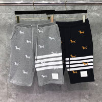 Mans Casual Summer Knee Length Pants Mid Waist Cotton Puppy Embroidered Shorts White Bar Striped Sport Trousers Fashion Boy