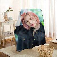 HEARMNY Hwang Hyunjin Stray Kids Blanket Super Soft Warm Microfiber Fabric Blanket For Couch Throw Travel Adult Blanket 0622