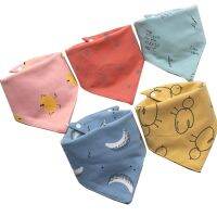 5 Pcs Baby Feeding Drool Bibs ผ้าเช็ดตัวน้ำลายสำหรับผ้าพันคอสามเหลี่ยมผ้าพันคอผ้าฝ้ายนุ่ม Bibs ปรับ Snap ปุ่ม Burp Clo