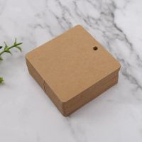 50pcs 6x6cm Square Kraft Paper Tags Garment Clothing Shoes Bags Hang Tag Gift Cards Blank Word Card Handmade Soap Tag Labels Stickers Labels