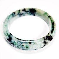 (J50) กำไลหยก แกะสลัก พม่าแท้ Jadeite Type A  Size 58 mm. หยกแท้ 100% งานแกะสวยปราณีต งดงาม