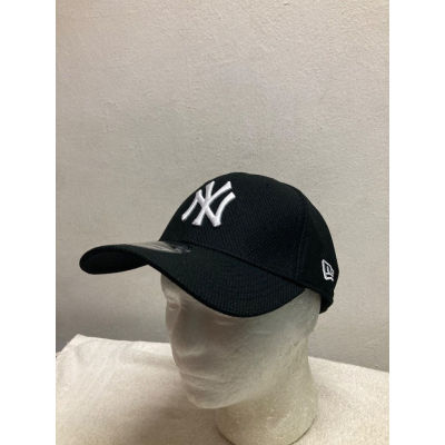 39thirty NY Yankees Diamond Era หมวกแก๊ป ลายโลโก้ สีขาว สีดํา (M/L)