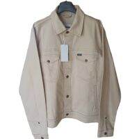 แจ๊คเก๊ต Wrangler รุ่น WR 041R202 สี KHAKI ผ้ายืดได้ ทรง LGULAR เนื้อผ้า COTTON 99% LYCRA 1% ของแท้จากโรงงาน