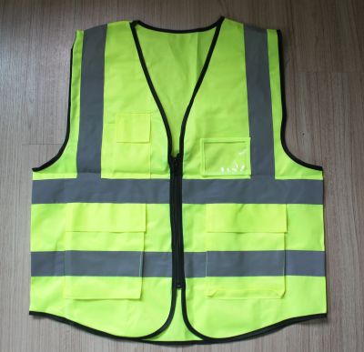 เสื้อสะท้อนแสง แถบสะท้อนชัดเจน มีช่องใส่ของ บัตร ปากกา ส่งจาก กรุงเทพ reflective vest ไซส์ XL 1 ตัว