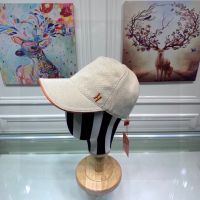 Limited edition her.mesˉhat casual fashion letter anti-UV high-end widened spring and autumn fashion baseball cap looks thin