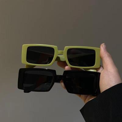 ยุโรปอเมริกันบุคลิกภาพ F Rosted สแควร์อะโวคาโดสีเขียวแว่นกันแดด INS ลมอาทิตย์แว่นตาผู้ชายและผู้หญิง