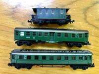 Preowned N Scale Arnold Trans Europa Express Passenger Coaches (2) and Caboose.  รถโค้ชโดยสาร N Scale ของ Arnold Trans Europa Express (2) และ Caboose