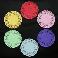 200Pcs 5.5 Inch Color Round Flower Bottom Paper Cushion Coaster Cake Oil Absorbing Snack Paper Barbecue Kitchen Baking Paper