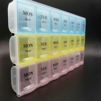 【CW】 Cutter Three Rows 21 Compartment Pill English Household Large Capacity Medicine Organizer