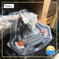 Emaux Triangular Vacuum Head หัวดูดตะกอน ขนาด 13 นิ้ว มีแปรงด้านล่างและด้านข้างทั้ง 3 ด้าน