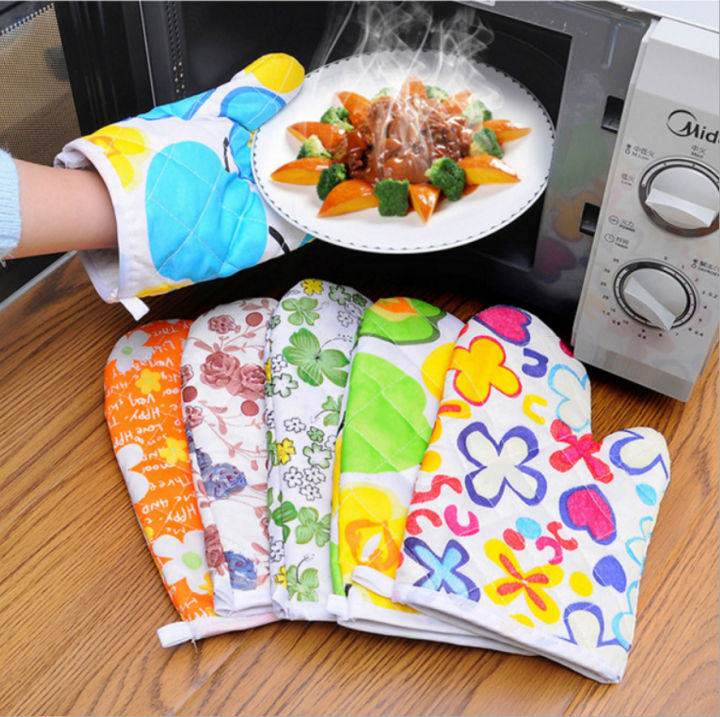 Heat Resistant Animal Printed Oven Mitts And Pot Holder Set - Non