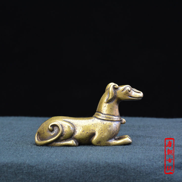 high-quality-คลาสสิกจีนชาสัตว์เลี้ยงเล่นชิ้นส่วนเครื่องประดับทองเหลือง-wangcai-ทองแดงสุนัขฟอร์จูนเครื่องทองสัมฤทธิ์การศึกษา-paperweight-ทองแดงหล่อพระพุทธรูปทิเบตเนปาล