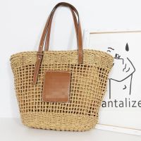 One-shoulder French straw woven bag niche hollow hand woven bag seaside vacation beach bag retro rattan woven bag 〖WYUE〗