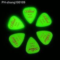 Alice Luminous Guitar Picks Fluorescent Acoustic Electric 0.58 - 1.5 mm Glow in the dark - 6 pieces pack