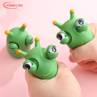 IP สกุชชี่ ของเล่นบีบมือ ของเล่นบีบคลาย ของเล่นบีบอัด ของเล่นบีบมือ Vegetable Worm Funny Eye-catching Grass Worm Pinch Vent Decompression Toy