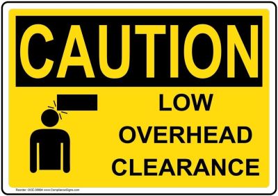 ข้อควรระวังการกวาดล้างเหนือศีรษะต่ำ OSHA ป้ายความปลอดภัยพลาสติกสำหรับประกาศอุตสาหกรรม