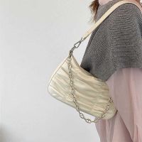 ۞ Fold chain alar bales baguette female 2022 new ins han edition joker niche texture inclined shoulder bag