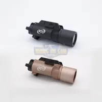 ไฟฉายติดปืน ยี่ห้อ Surefire รุ่น X300   ● คุณสมบัติ : 1. ทำจากวัสดุ อลูมิเนียม6061 2. ระดับความสว่าง 400 Lumen 3. มาตรฐานกันน้ำระดับ IP7 (กันน้ำลึก1เมตร นาน30นาที)  ● มี2สีให้เลือก 1. สีดำ 2. สีทราย  ราคา 1450 บาท  ? สินค้าที่ซื้อแล้วทางร้านไม่มีคืนเงิน