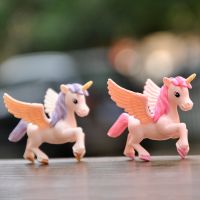 (Baixiang Flower City)   ♈▨❃ Pegasus Unicorn Cute Couple Love Lucky Symbol Little Doll Furnishing Articles Desktop Landscape Cake Decorations