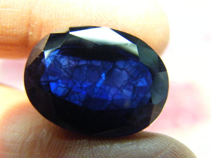 11-carats-สีของแท้-สีไพลิน-ไพลินสีน้ำเงินของเทียม-created-blue-sapphire-brilliant-oval-corundum-11x15mm
