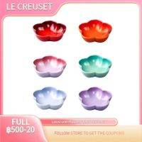 Le Creuset จานรูปดอกไม้ประกอบด้วยกลีบสะท้อนแสงจานดอกไม้ทนต่อความร้อน