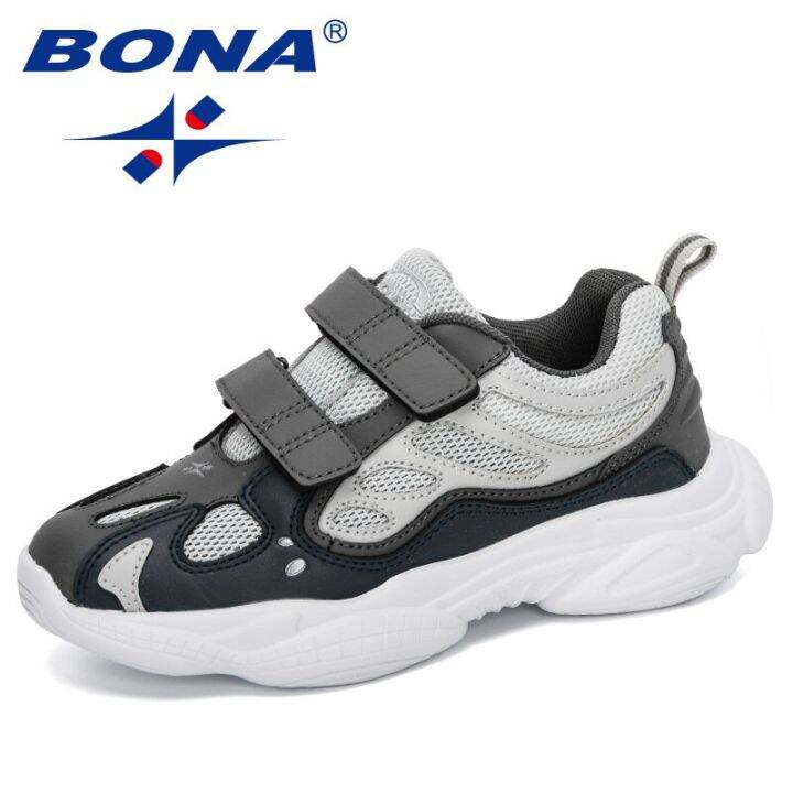 BONA 2022 New Kiểu Phổ Biến Trẻ Em Đơn Giản Giày Chạy Ngoài Trời Giày Cô  Gái Joging Sneakers Đế Mềm Bé Trai Giày Đi Bộ Tiền Mặt Bùng Nổ 