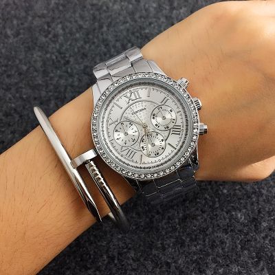 （A Decent035）ใหม่ GenevaLuxury Enginefemale นาฬิกา R Eloj Mujer เงินเพชรนาฬิกาข้อมือสุภาพสตรี