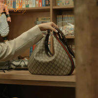 GUCCI  Attache series สีทองความจุขนาดใหญ่ผ้าใบสายรัดขอบเกี๊ยวกระเป๋าถือมือถือข้ามร่างกายกระเป๋าสะพายไหล่ผู้หญิงขนาดใหญ่=