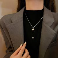 [COD] French retro lily-of-the-valley titanium steel clavicle chain female ins trendy high-end niche pearl pendant necklace sweater