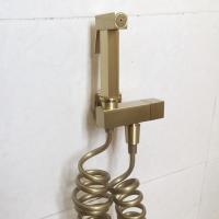 [HOT BEIJMKLHIW 547] Hand Held Bidet Sprayer Faucet ทองเหลืองห้องน้ำ Bidet Square Sprayer Brushed Gold Douche Kit Shattaf ทองแดงวาล์ว Jet ชุด