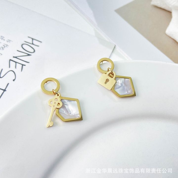 cod-korean-version-of-the-new-simple-niche-design-fresh-fashion-earrings-temperament-all-match-personality-irregular-titanium-steel