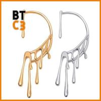 BTC3 2pcs หยดน้ำแบบหยด ต่างหูรูปดอกไม้ เดี่ยวเดี่ยวๆ โลหะผสมอัลลอยด์ คลิปหนีบหู ของใหม่ เครื่องประดับอัญมณีอัญมณี ต่างหูข้อมือแบบพิเศษ สำหรับผู้หญิง