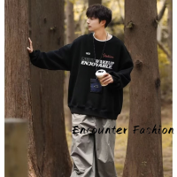 Encounter Fashion  เสื้อสเวตเตอร์  เสื้อกันหนาวมีฮู้ด เสื้อกันหนาว เสื้อแขนยาวชาย เสื้อกันหนาว ผ ช เสื้อฮู้ด เสื้อฮู้ดชาย 2023ใหม่ MWY2390RXZ 37Z230914