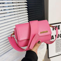 2023 JACQUEMUSˉSummer New Fashion Versatile One Shoulder Crossbody Bag Small Square Bag Womens Bag