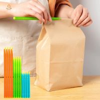 1Pc Reusable Plastic Bag Clip / Fresh Food Storage Bag Sealing Clip / Random Color Seal Lock Stick Kitchen Tools