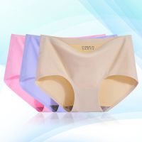 【Wrist watch】 3Pcs Women 39;s Silk Seamless Panties Piece Thin Breathable Mid waist drying Ladies Briefs ！