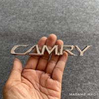 โลโก้ CAMRY 2002-2006 ขนาด 14x2cm